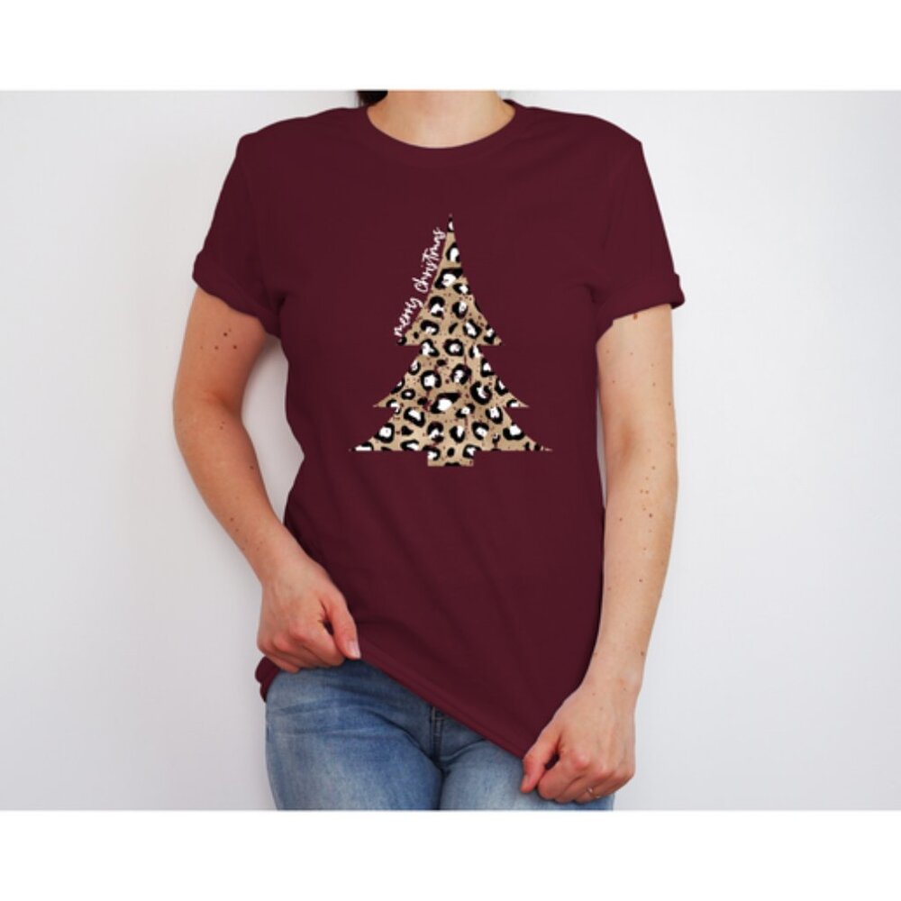 Leopard Christmas Tree Graphic Tee - NEW WITH TAGS